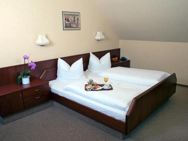 Hotel-Restaurant Lowen Süßen Cameră foto